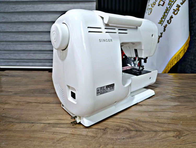 چرخ خیاطی سینگر sc200