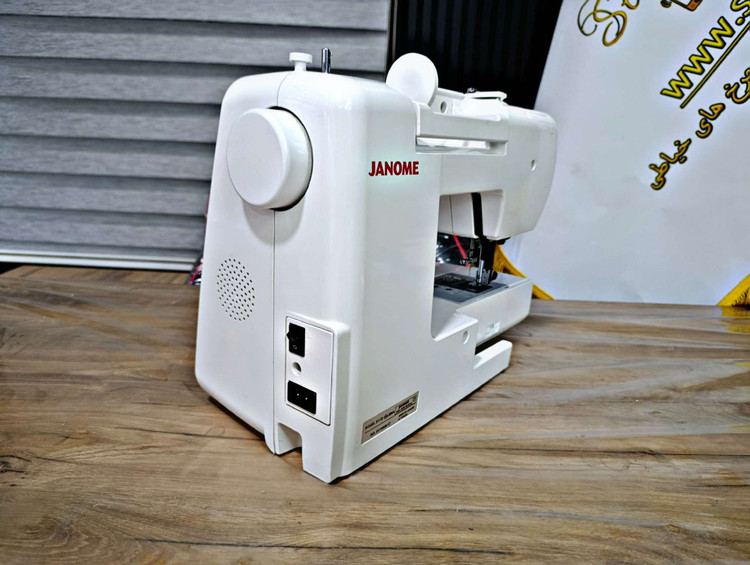 چرخ خیاطی ژانومه NP350