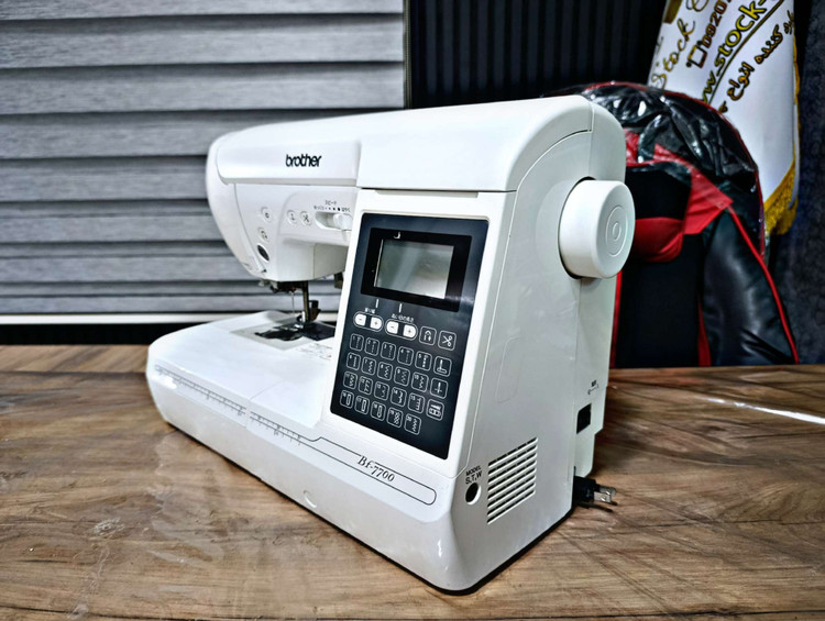 چرخ خیاطی برادر BF7700